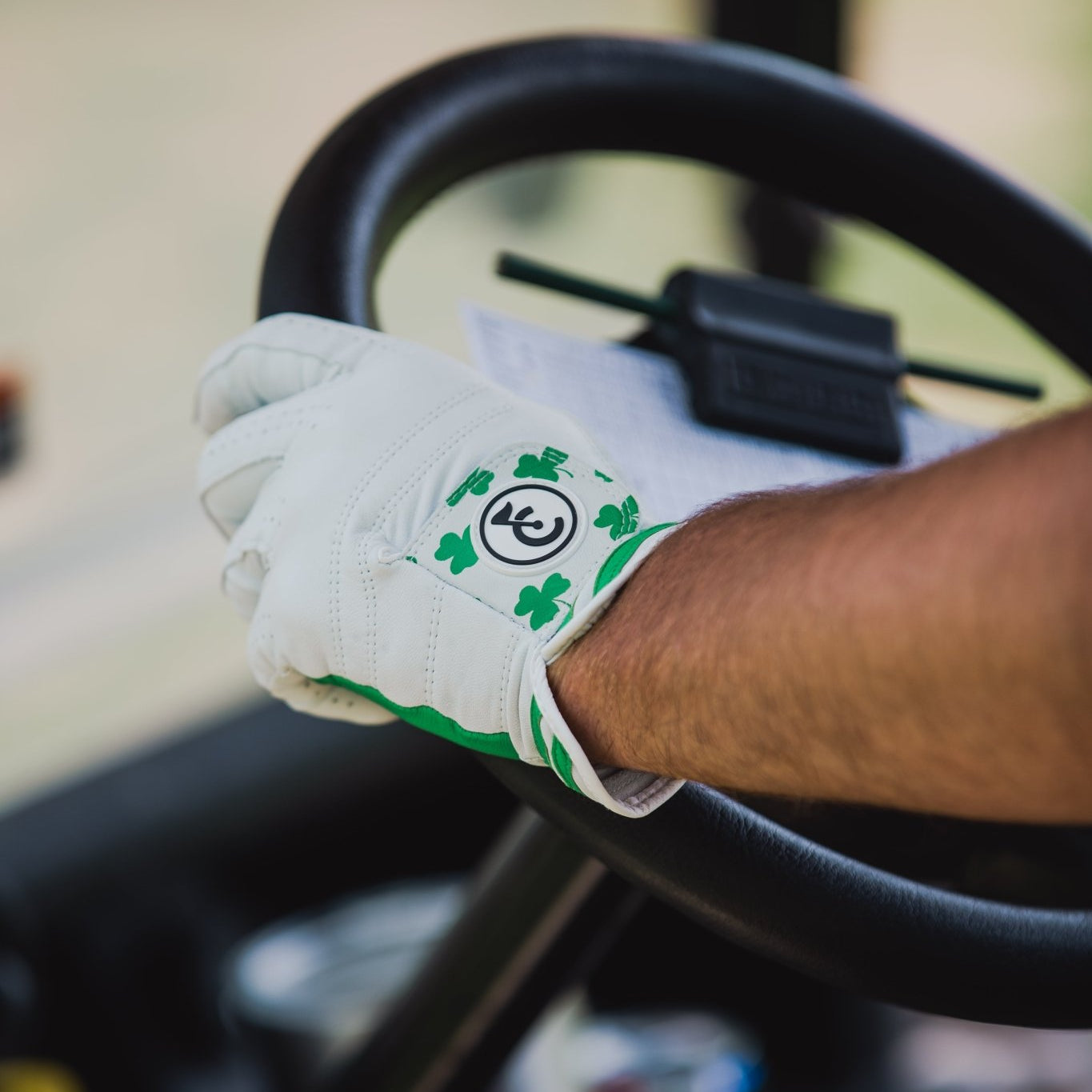 "Feelin Lucky" Golf Glove - Chipp Golf Co